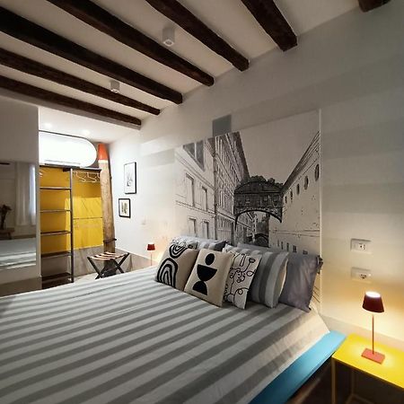 Casanova Venezia - Rialto Artistic Apartment Buitenkant foto